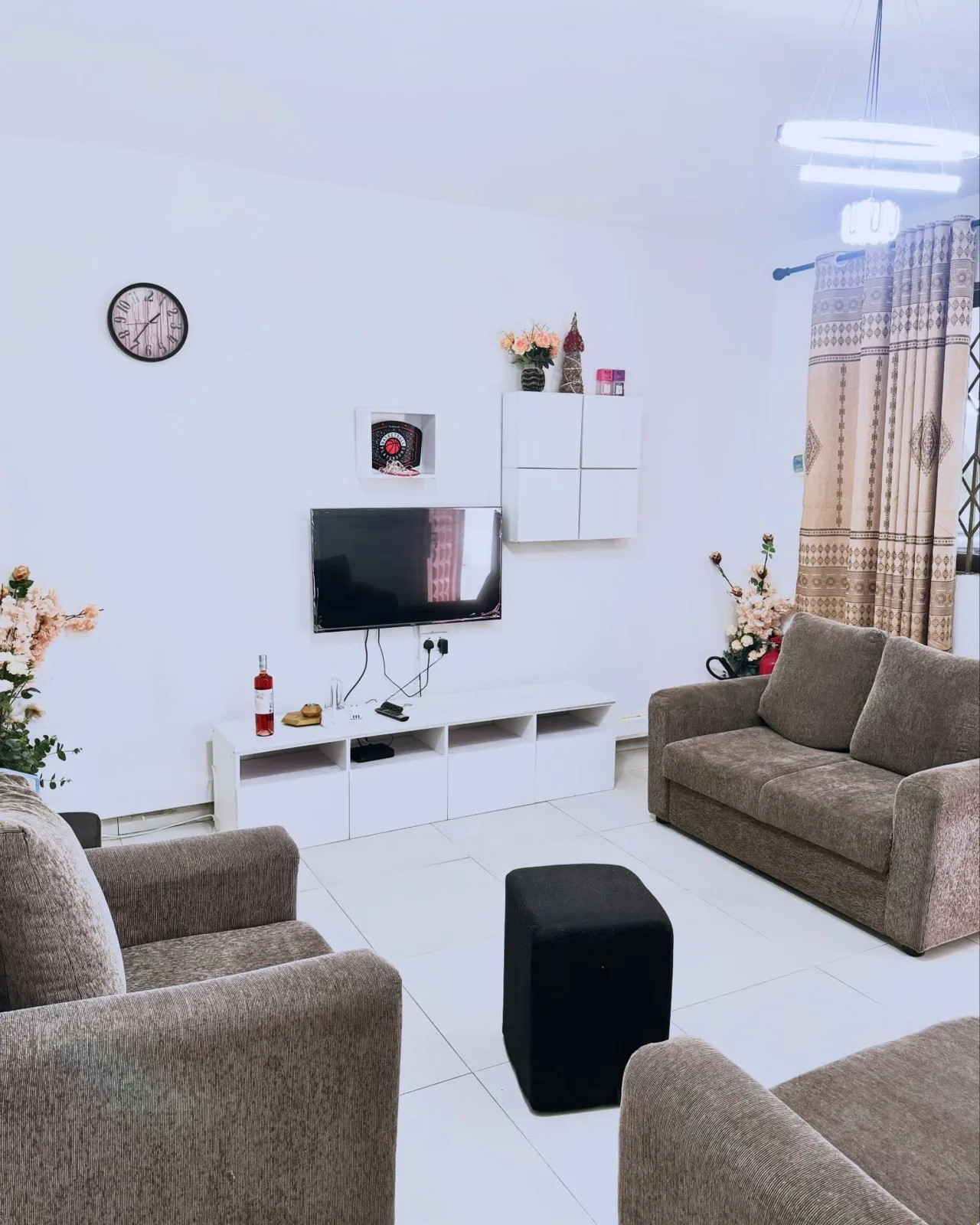 A slower stay in Bortianor: make room for everyday Ghana